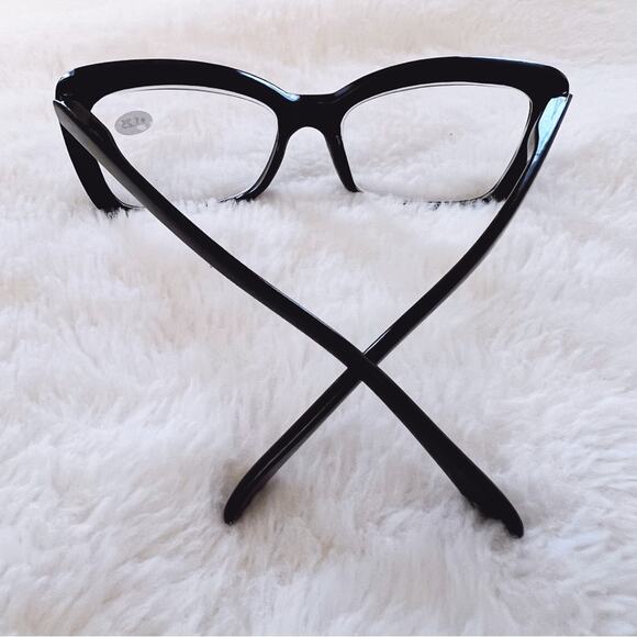 Leila Black Cateye Oversized Reader Glasses - Picture 7 of 9